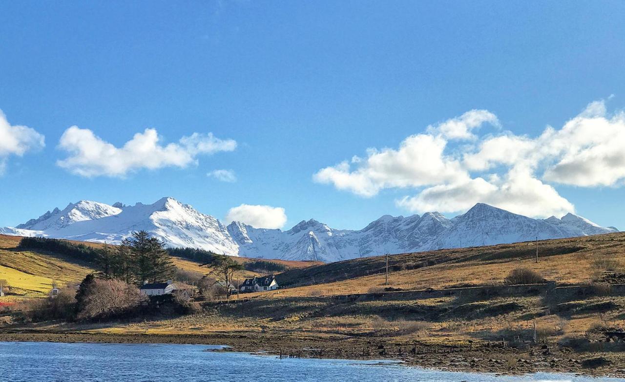 Luxury 4 Bedroom Cottage With Stunning Views Near Fairy Pools! Carbost  Extérieur photo