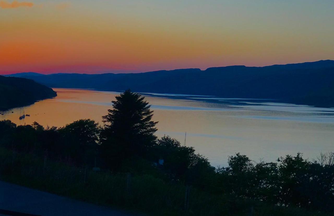 Luxury 4 Bedroom Cottage With Stunning Views Near Fairy Pools! Carbost  Extérieur photo