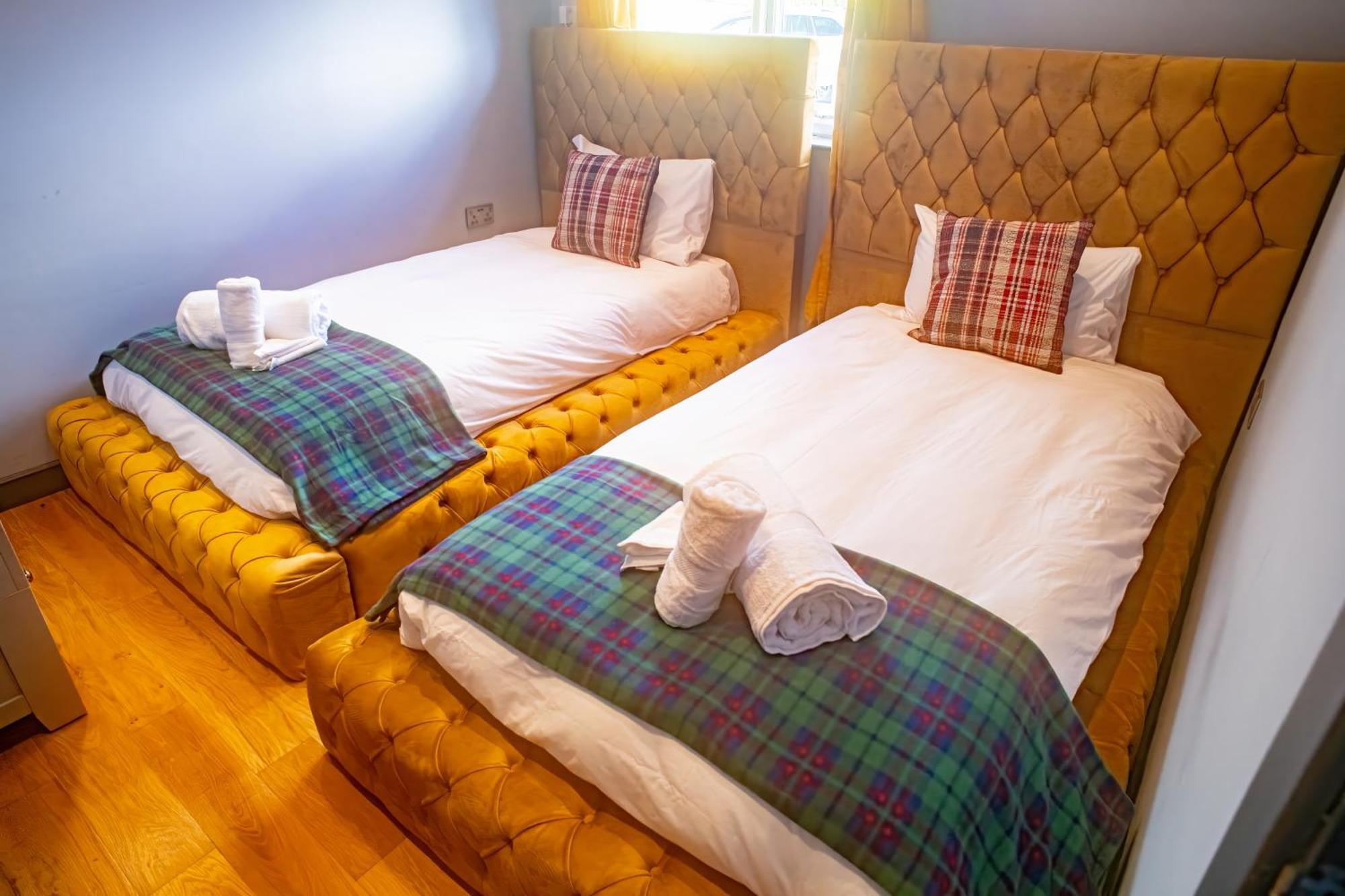 Luxury 4 Bedroom Cottage With Stunning Views Near Fairy Pools! Carbost  Extérieur photo