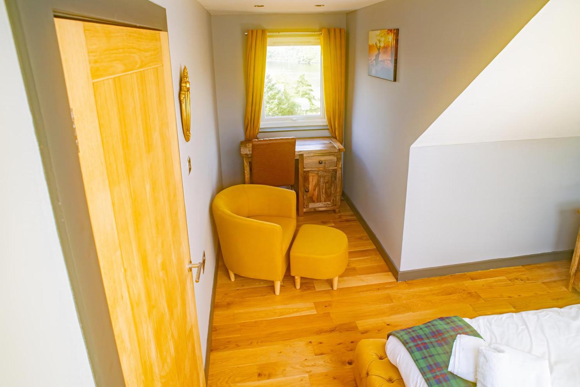 Luxury 4 Bedroom Cottage With Stunning Views Near Fairy Pools! Carbost  Extérieur photo