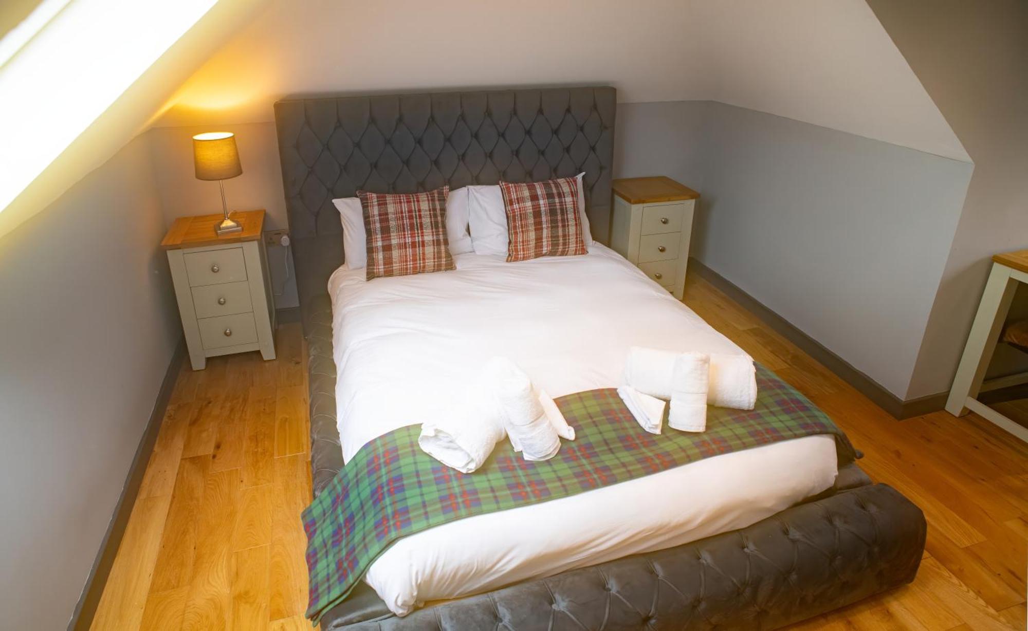 Luxury 4 Bedroom Cottage With Stunning Views Near Fairy Pools! Carbost  Extérieur photo